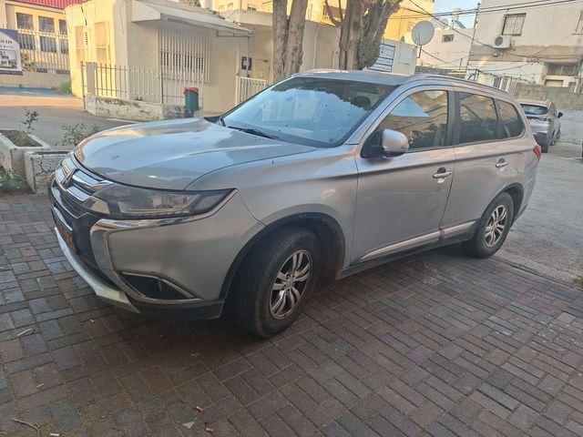 מודעת רכב מיצובישי אאוטלנדר