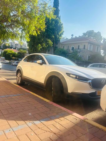 מאזדה CX-30