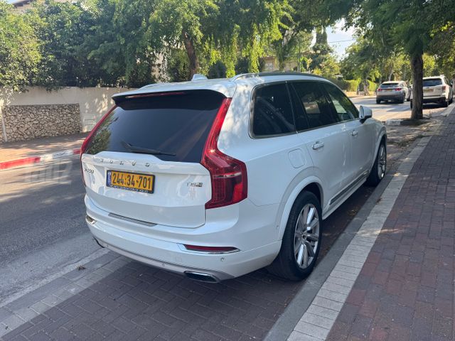 וולוו XC90