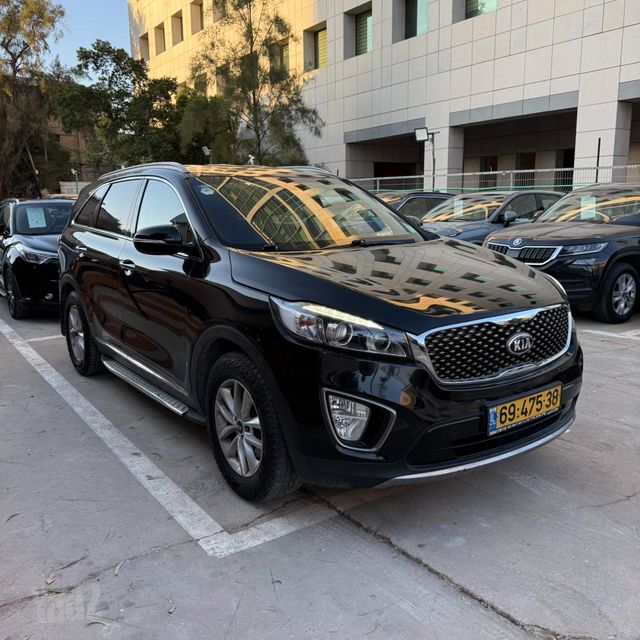 קיה סורנטו