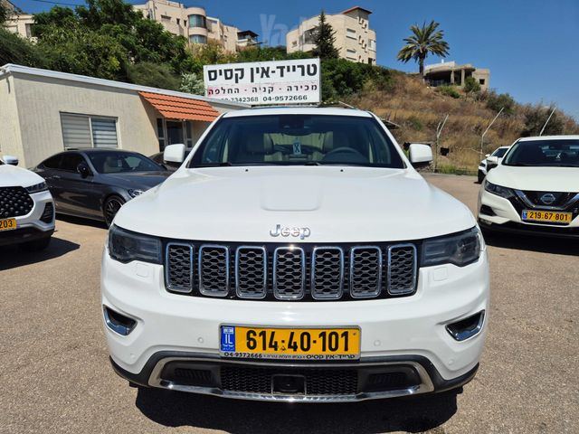 מודעת רכב ג'יפ גרנד צ'ירוקי