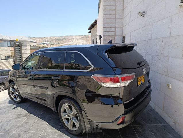 מודעת רכב טויוטה היילנדר