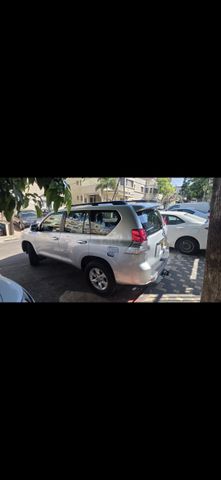 טויוטה לנד קרוזר