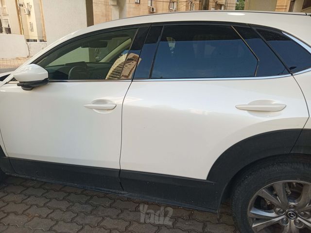 מודעת רכב מאזדה CX-30