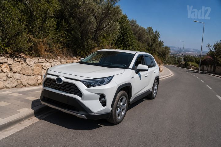 מודעת רכב טויוטה RAV4