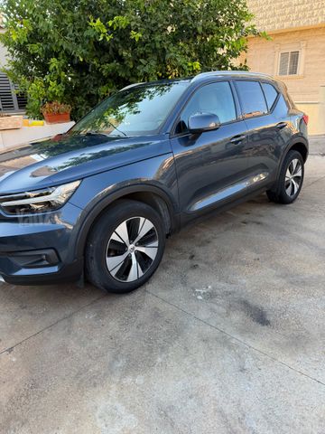 וולוו XC40
