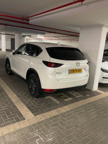 מודעת רכב מאזדה CX-5