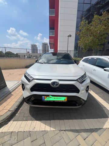 מודעת רכב טויוטה RAV4