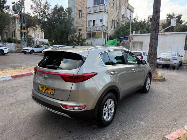 קיה ספורטז'