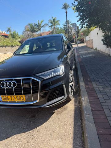 אאודי Q7