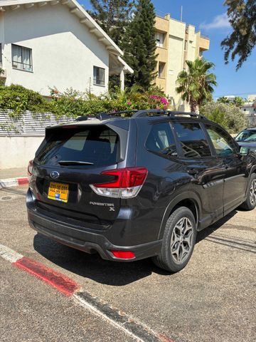סובארו פורסטר