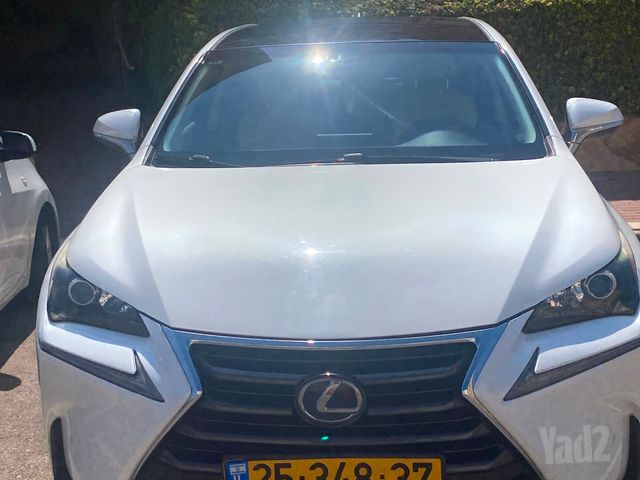 לקסוס NX