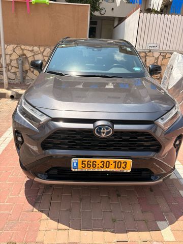 מודעת רכב טויוטה RAV4