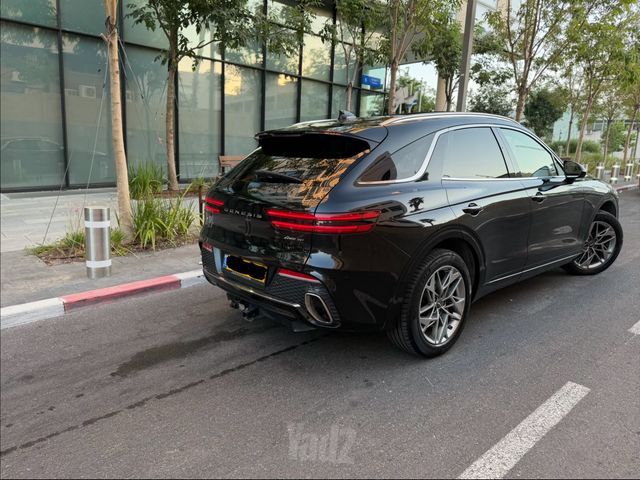 ג'נסיס GV70