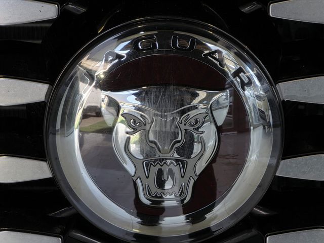 יגואר F-Pace