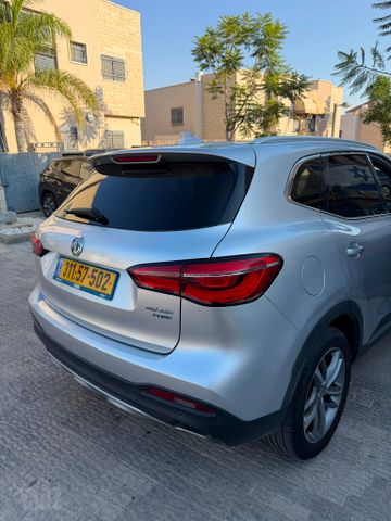 אם ג'י EHS PHEV