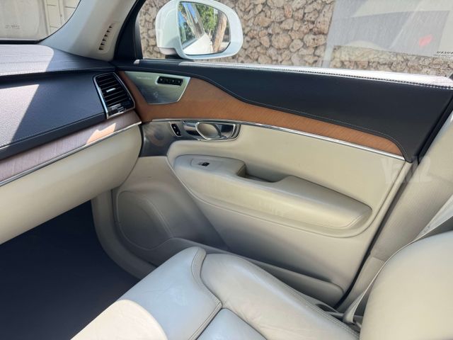 וולוו XC90