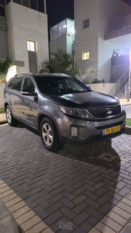 קיה סורנטו