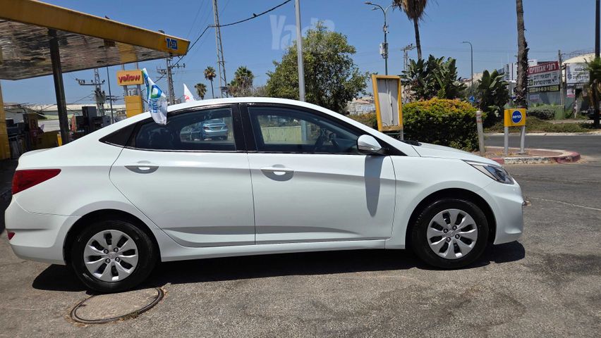 יונדאי אקסנט i25
