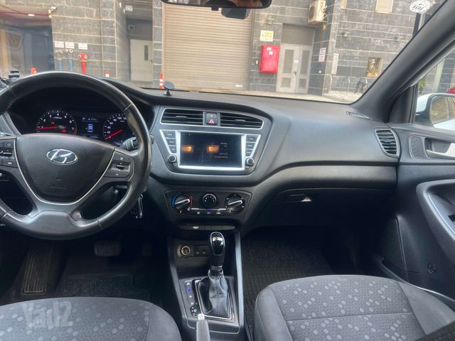 יונדאי i20
