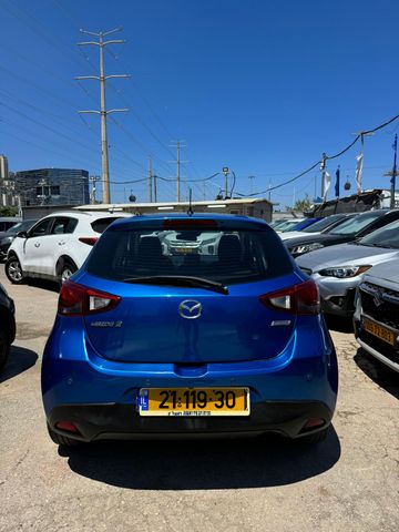 מאזדה 2