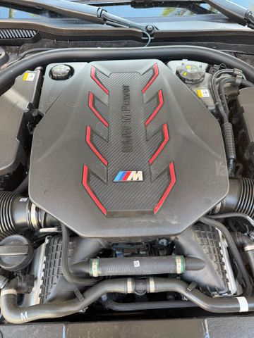 ב מ וו M5