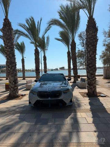 ב מ וו M5
