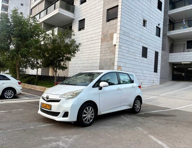 מודעת רכב טויוטה ורסו-S