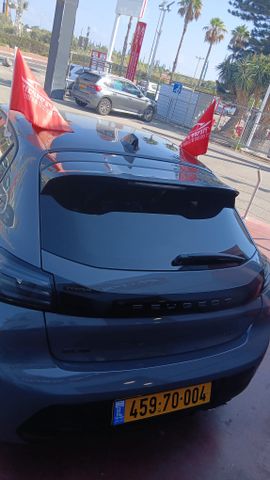 פיג'ו 208