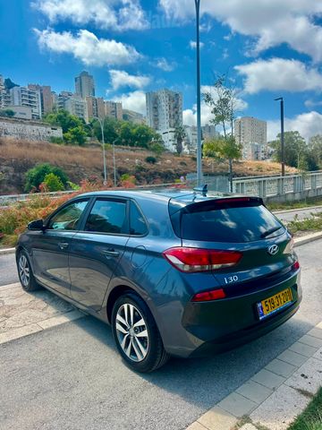 יונדאי i30