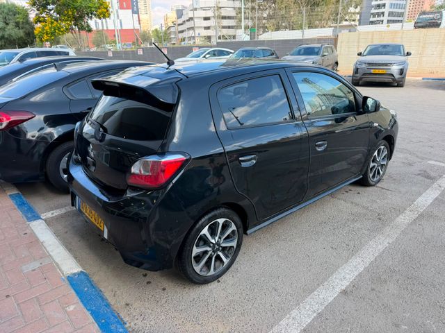 מיצובישי ספייס סטאר