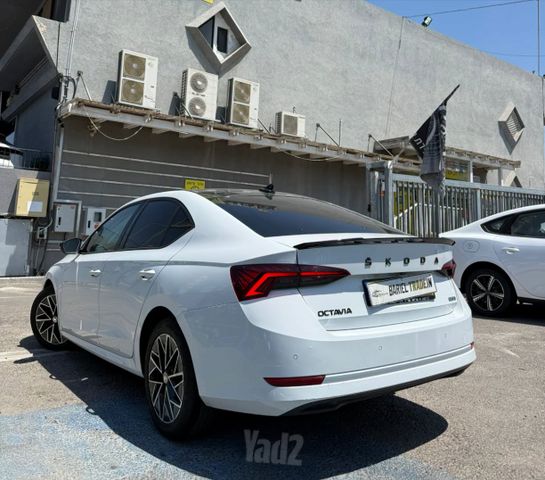 סקודה אוקטביה