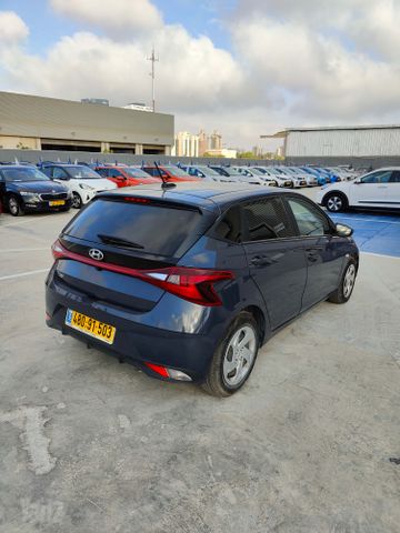 יונדאי i20