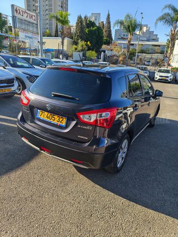 סוזוקי קרוסאובר