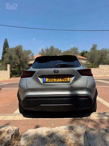 ניסאן ג'וק