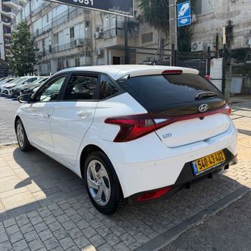 יונדאי i20