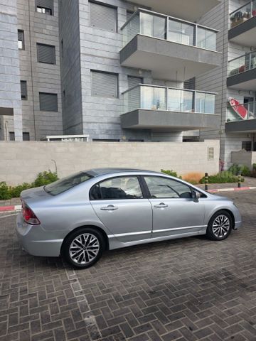 הונדה סיוויק