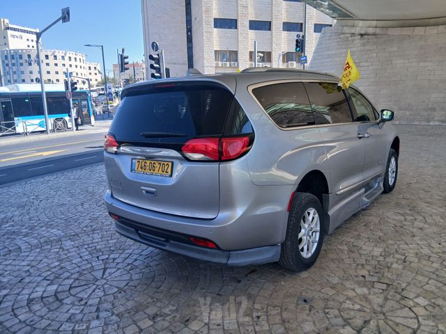 קרייזלר פסיפיקה