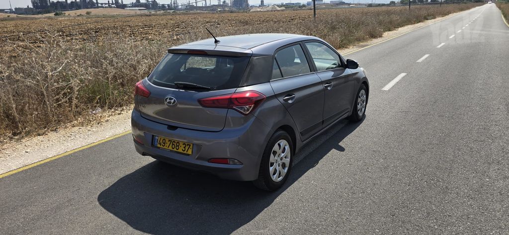 יונדאי i20