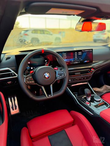 ב מ וו M4
