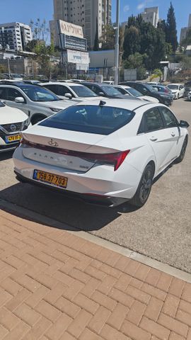 יונדאי אלנטרה
