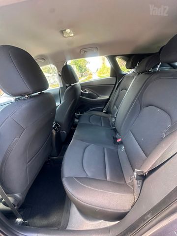 יונדאי i30
