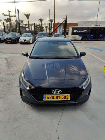 יונדאי i20