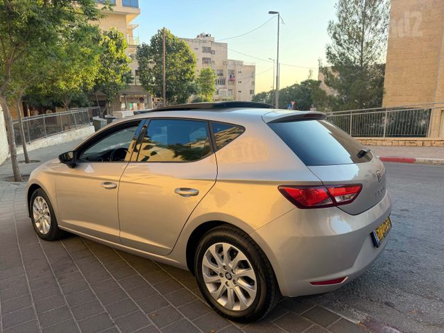 סיאט לאון