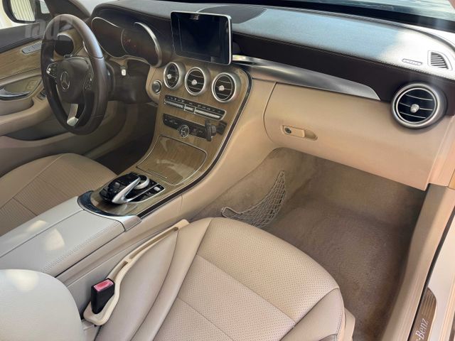 מרצדס-בנץ C-class