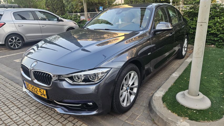 מודעת רכב ב מ וו סדרה 3