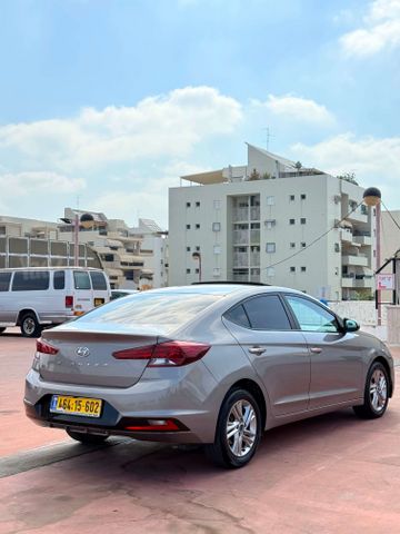 יונדאי אלנטרה