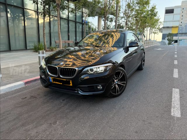 מודעת רכב ב מ וו סדרה 2 1