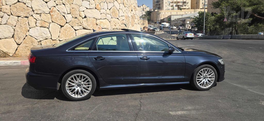אאודי A6