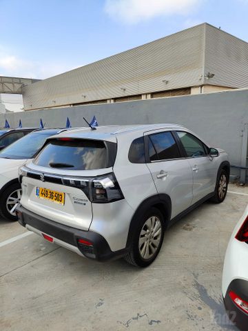 סוזוקי S-Cross